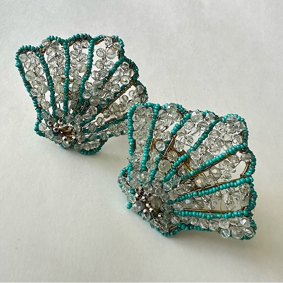 Seashell beaded napkin rings gold hardware teal clear plastic beads wire wrap - Picture 1 of 10